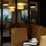 Aparthotel Legendary 4*