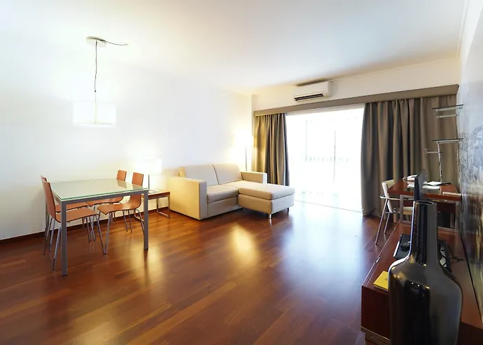 Legendary Lejlighedshotel 4*