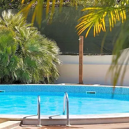 Legendary Appart hôtel 4*
