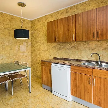 Aparthotel Legendary 4*