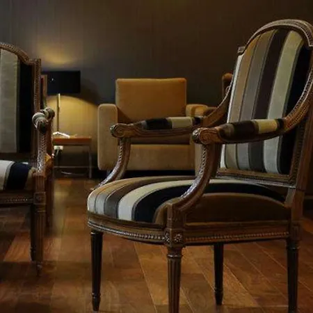 Aparthotel Legendary 4*