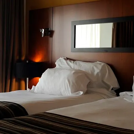 Legendary Aparthotel 4*