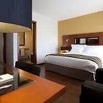 Legendary 4* Lisbon