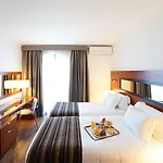 Aparthotel Legendary 4*