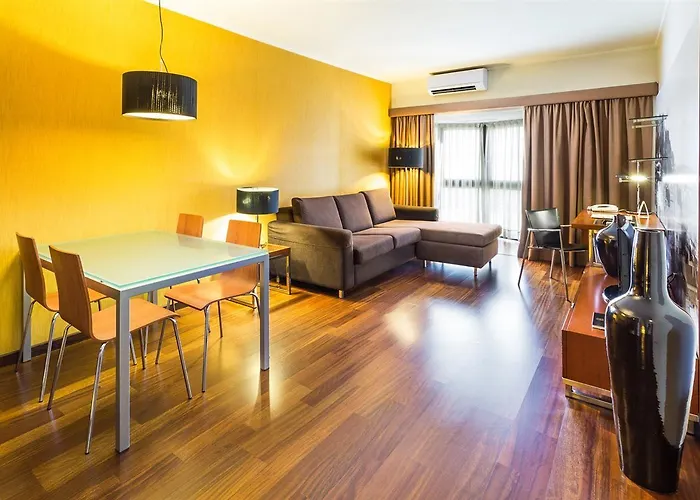 Apart-hotel Legendary 4*